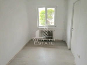 Apartament decomandat, renovat,2 camere,parter,Bulevardul Cetatii - imagine 4