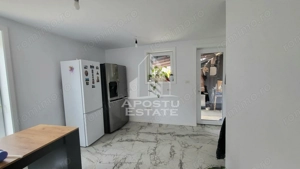 Casa individuala cu teren generos de 898 mp,Sag zona Centrala - imagine 9