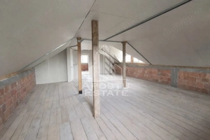 Casa individuala cu teren generos de 898 mp,Sag zona Centrala - imagine 12