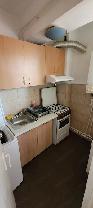 Garsonieră zona Galata, et. Intermediar  - imagine 2