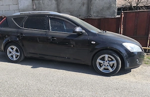 vând Kia Ceed  - imagine 2