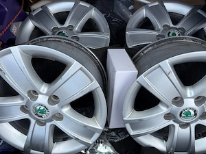 jante aliaj originale skoda octavia 2 R15 5x112 - imagine 2