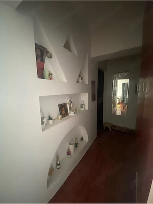 vand apartament 