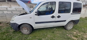 Dezmembrez fiat doblo - imagine 4