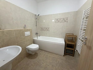 Dumbravita- Kaufland. Mobilat si utilat. Loc de parcare  - imagine 7