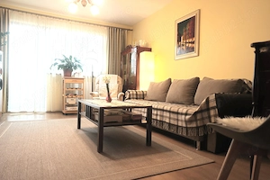 Apartament 5 camere + opțional 1 sau 2 garaje la demisol (A. Vlaicu   Stupilor)