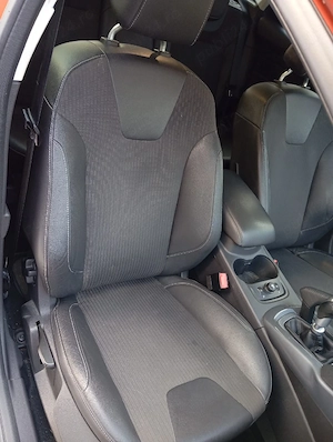 Ford Focus MK3 | Orange Edition Titanium | Park Assist | Xenon - imagine 9