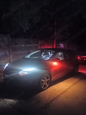 Ford Focus MK3 | Orange Edition Titanium | Park Assist | Xenon - imagine 4