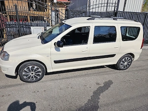 vând Dacia Logan Mcv an 2011 - imagine 4