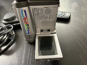 canera de filmat Samsung D 31 ca noua