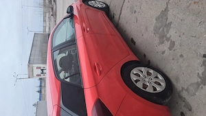 Hyundai i20 benzina și gpl din  2019 - imagine 4