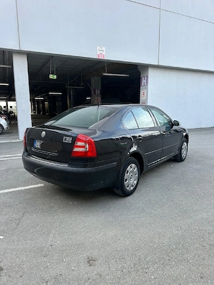 Vand Skoda octavia 2 1.6 mpi an fab 2008 prețul este negociabil  - imagine 5