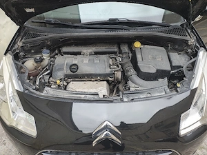 Citroen C3 2010 benzina 1.4 aer condiționat  - imagine 5