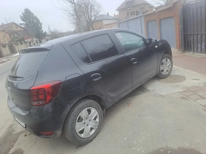 Vând Dacia sandero  - imagine 4