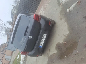 Vând Dacia sandero  - imagine 5