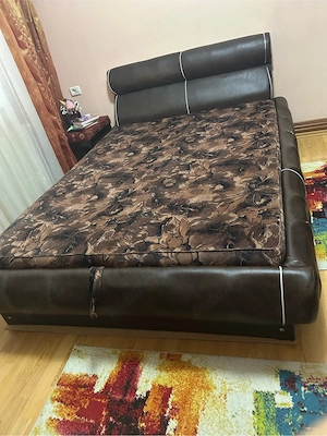 Pat de mijloc cu somiera rabatabila