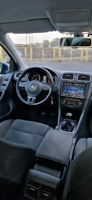 VW Golf 6 2.0 tdi R-Line - imagine 3