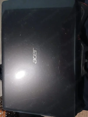 Vand leptop ACER i7 cu racitor si mouse 