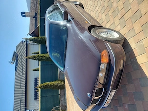 BMW 520i pentru colecționari