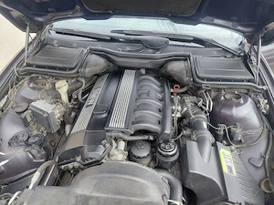 BMW 520i pentru colectionari - imagine 9