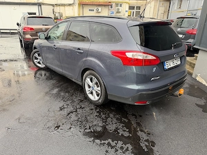 Ford Focus Titanium - imagine 4