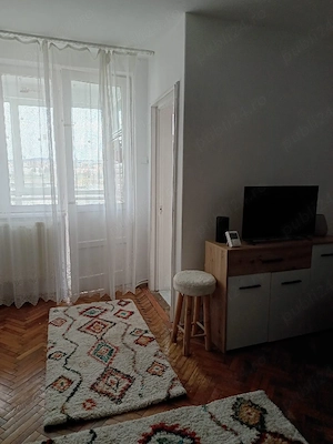 Disponibila garsoniera spre închiriere  - imagine 3