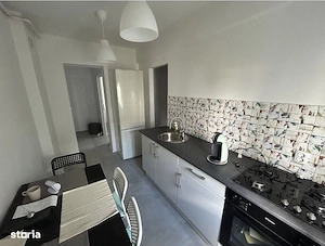 Proprietar, vand ap 3 camere, decomandat, central, renovat complet - imagine 4