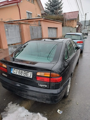 Vînd Renault Laguna 1 benzina  - imagine 2