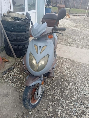 Vand scuter benzina ,motor 50 c,neinscris - imagine 3