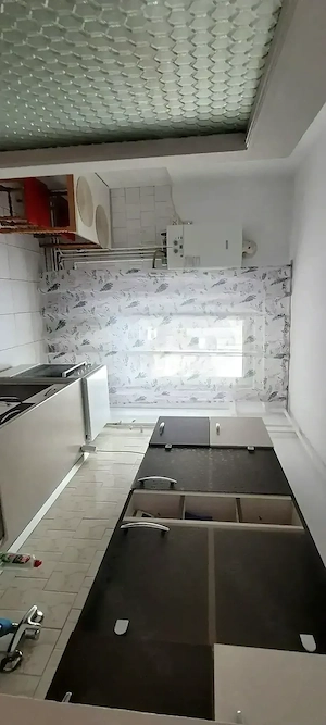 Închiriez apartament cu 3 camere, cartier Tudor Vladimirescu 