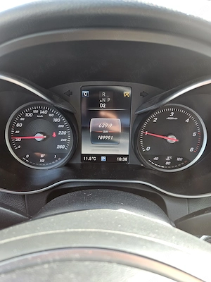 Mercedes c clas 4 matic 2018 - imagine 9