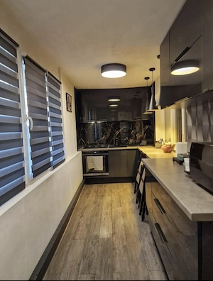 De vânzare apartament cu 2 camere decomandate!!!!