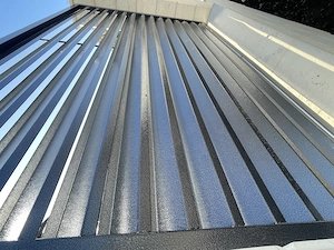 Porți si gard tip jaluzea