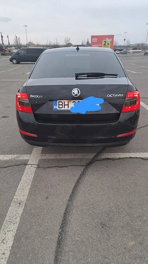 Skoda Octavia  - imagine 3