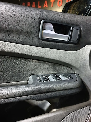 Vând Ford Focus 1.6 TDCI MK2, GHIA (dotari full) - imagine 6