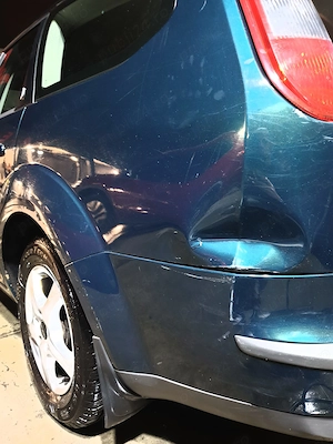 Vând Ford Focus 1.6 TDCI MK2, GHIA (dotari full) - imagine 8