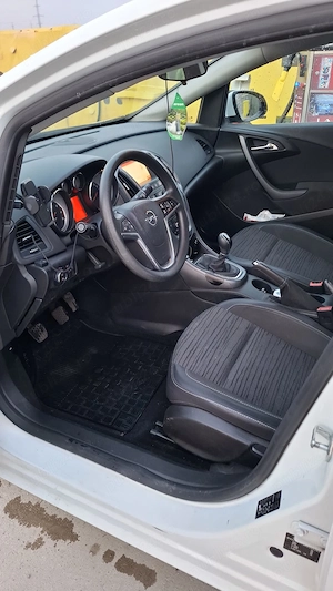 Opel Astra 1.4 Turbo ECOTEC Enjoy - imagine 6