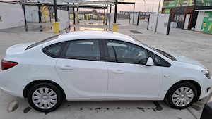 Opel Astra 1.4 Turbo ECOTEC Enjoy - imagine 4