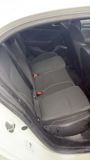 Vând Renault Mégane 4 | 2020 | 1.5 Blue dCi | 44.000 KM - imagine 7