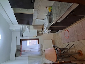 Inchiriez garsoniera