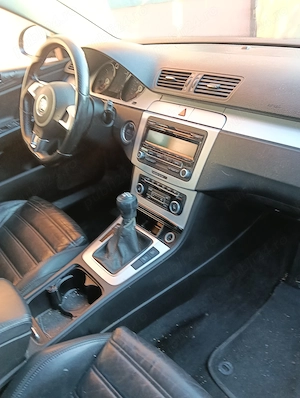 Vând Volskwagen Passat B6  - imagine 3