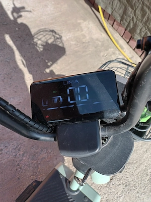 vânnd scuter electric