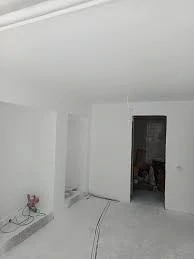 Zugravit interior   exterior