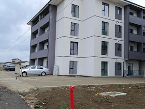 Apartamente cu 2 camere, decomandate in zona Calea Urseni - Giroc suprafață utilă de 54mp si balcon. - imagine 2