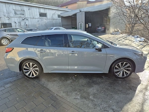 Toyota corolla TS hybrid.2021 - imagine 4