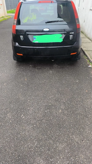 Vând Ford fiesta - imagine 10