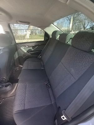 Chevrolet Aveo LT - imagine 5