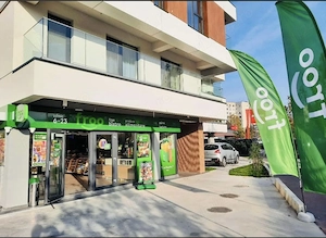 Lucrator Comercial magazin FROO