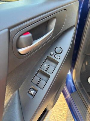 Mazda 3 BL 2011 2.0 DISI - imagine 6