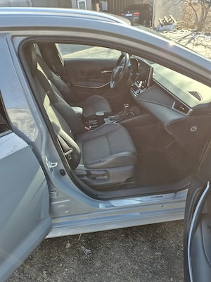 Toyota corolla TS hybrid.2021 - imagine 2